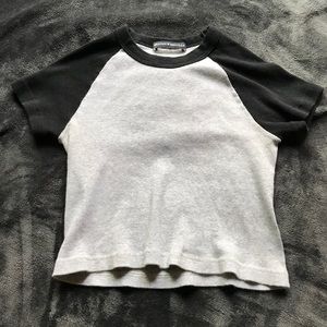 BRANDY MELVILLE TOP